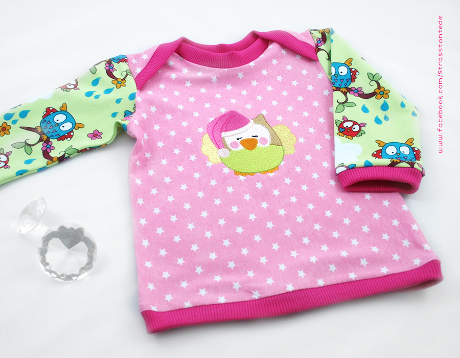 Stickdatei Eule "KULLA" mit Mütze – Beispiel