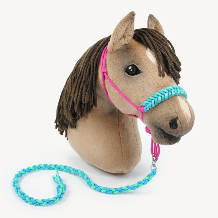 Hobby Horse Zubehör selber machen: Anleitung für Knotenhalfter selber machen