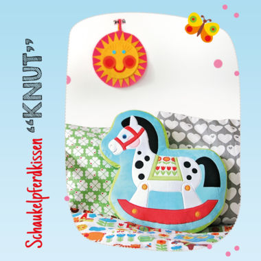 Schnittmuster Schaukelpferdkissen Nähanleitung – SEWwhat? 2017 byGraziela Special Edition Schnittmuster Schaukelpferdkissen Nähanleitung - SEWwhat? 2017 byGraziela Special Edition
