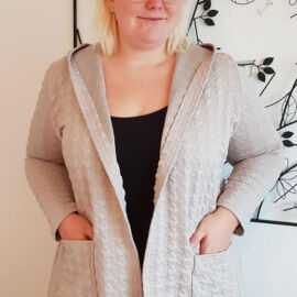 Schnittmuster Cardigan „CHILLY“: Probenähergebnis von Natascha Schnittmuster Cardigan "CHILLY": Probenähergebnis von Natascha