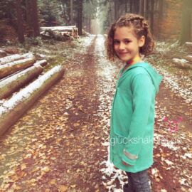 Schnittmuster Cardigan „CHILLY“: Probenähergebnis von glückshäkelei Schnittmuster Cardigan "CHILLY": Probenähergebnis von glückshäkelei